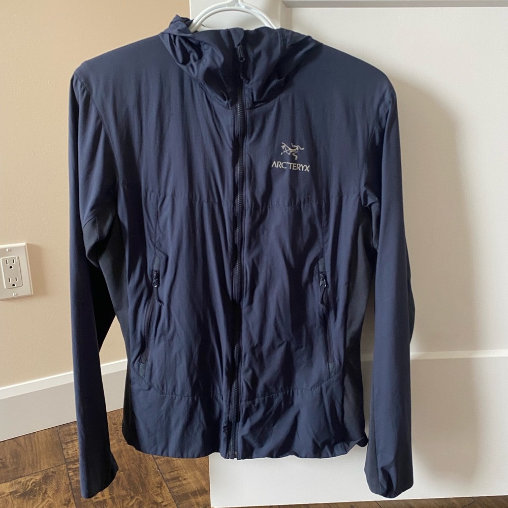 Arc'teryx Women's Navy Blue Hooded Top